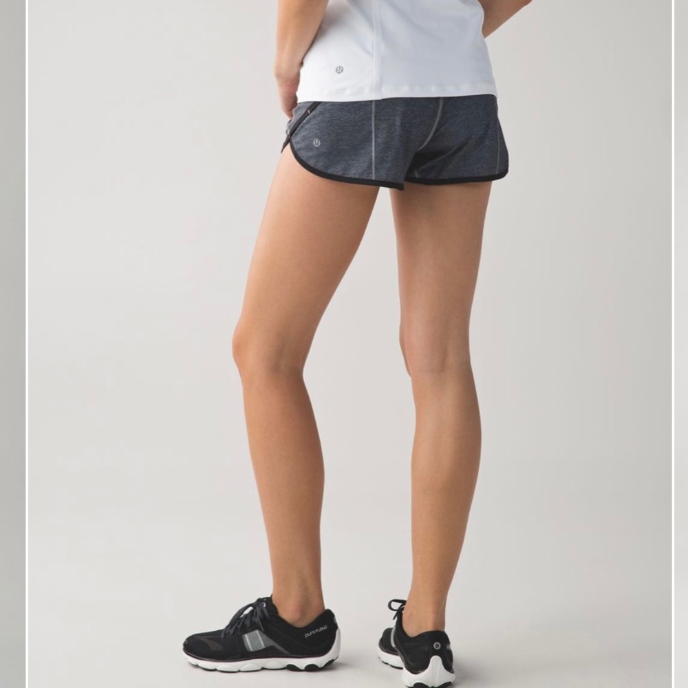 Lululemon speed short 4 way stretch 2.5 deep coal